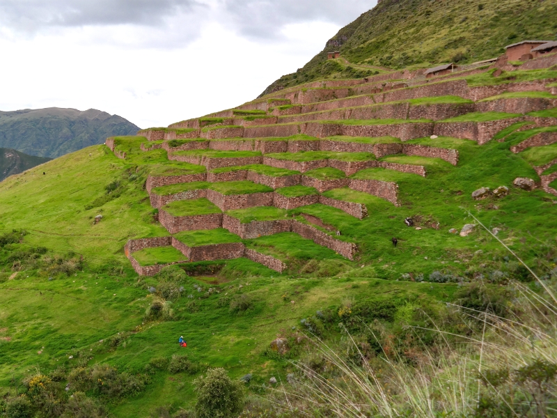 Huchuy qosqo by inka trail trek